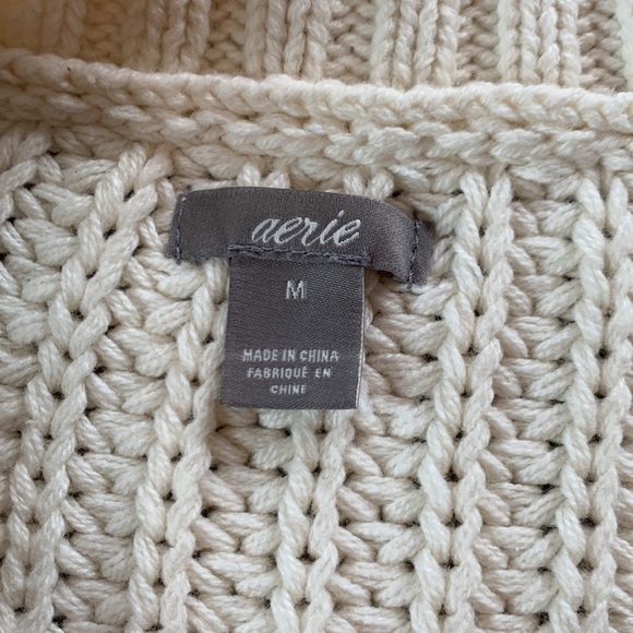 Aerie sz M cream with blue laced detail chunky sweater - Picture 5 of 6